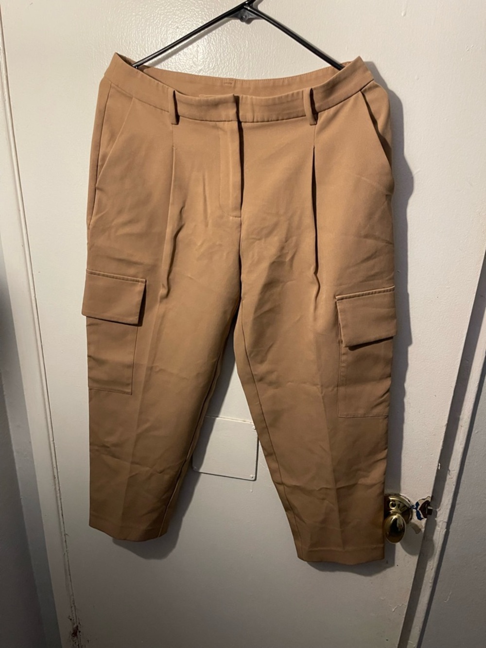 Prologue : Cropped Cargo Trousers in Camel Brown